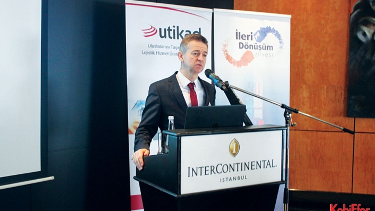 Emre Eldener: İthalat düşüyor ihracat artıyor