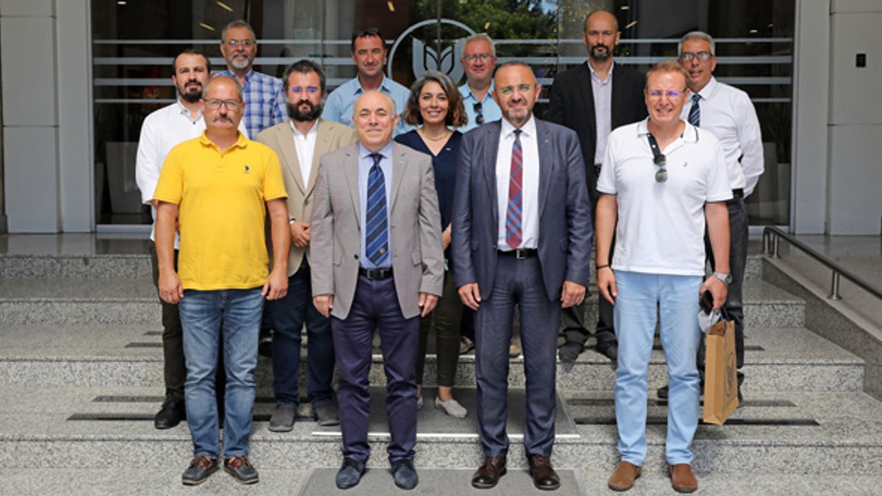 Yaşar Üniversitesi ve ENSİA yenilenebilir enerji için el ele verdi