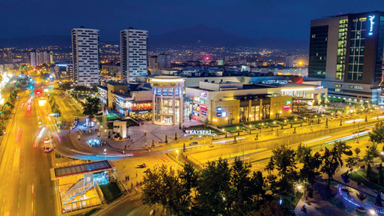 6 bin yıllık tarihi, 4 bin 500 yıllık ticari geçmişi, 100 yıllık sanayi tecrübesiyle; Ticaretin anavatanı Kayseri