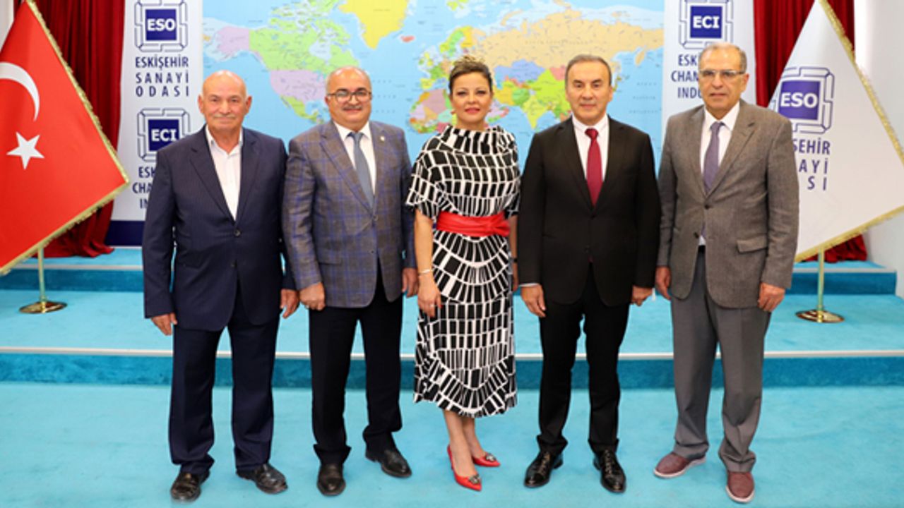 Yeni yönetim göreve başladı