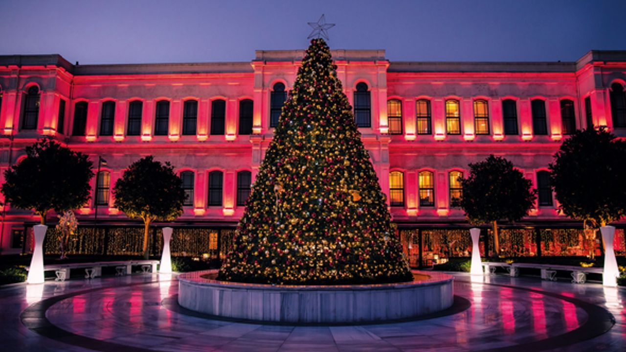 Four Seasons Hotel Bosphorus: 4 aşamalı Noel yemeği