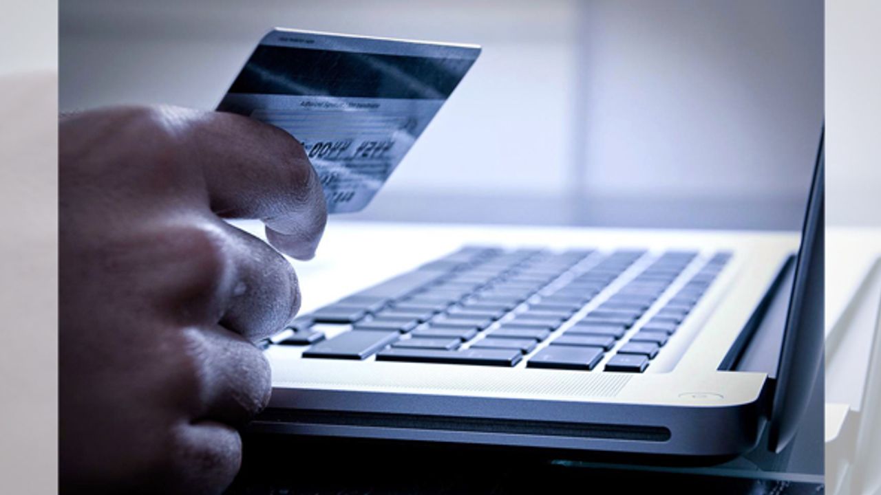 24 milyar kullanıcı adı ve parolası karanlık ağda