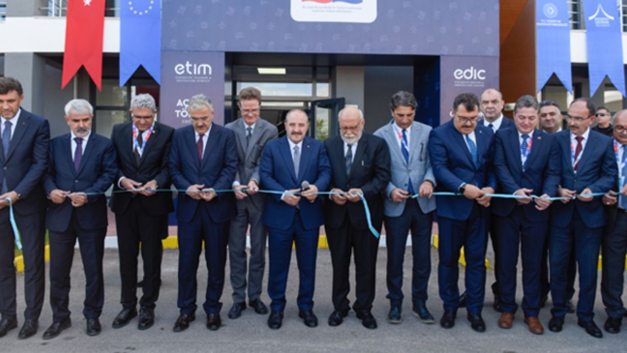 Eskişehir Tasarım ve İnovasyon Merkezi (ETİM) açıldı
