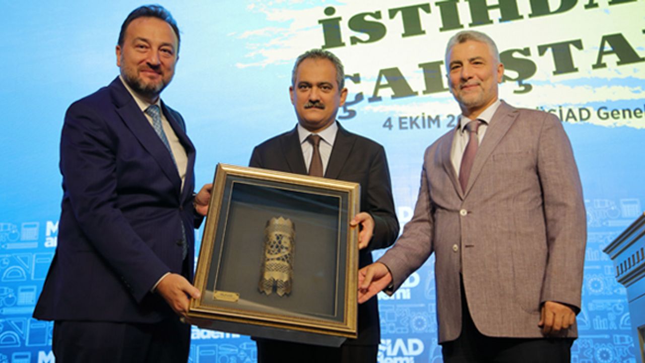 MÜSİAD’tan meslek liseli öğrencilere Avrupa’da staj