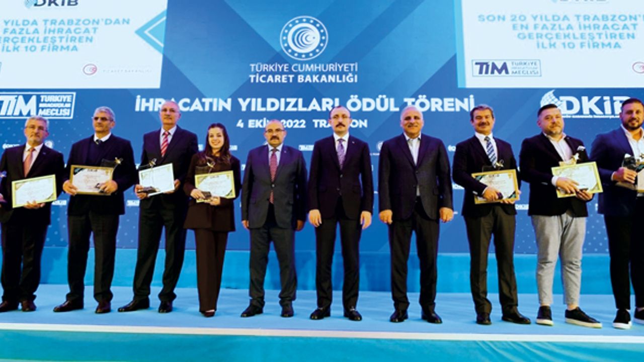 Trabzon Arsin OSB’nin yıldız sanayicileri ödüllendirildi