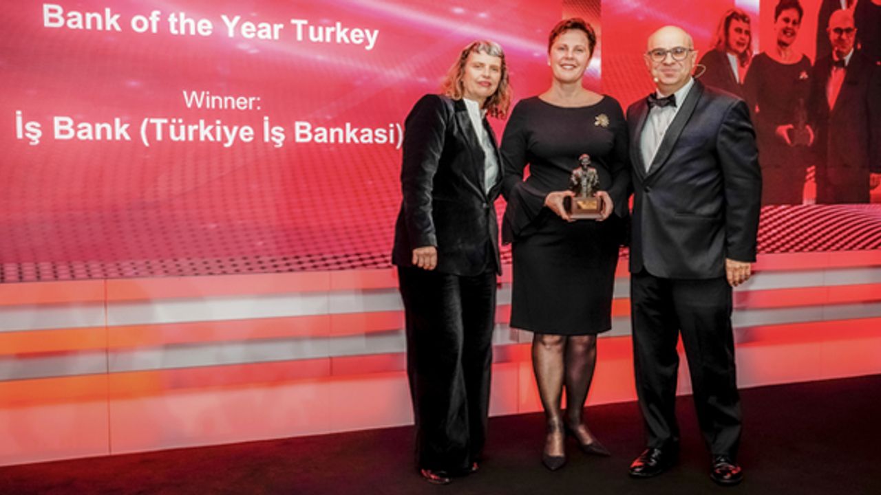 İş Bankası’na ‘Yılın Bankası’ ödülü