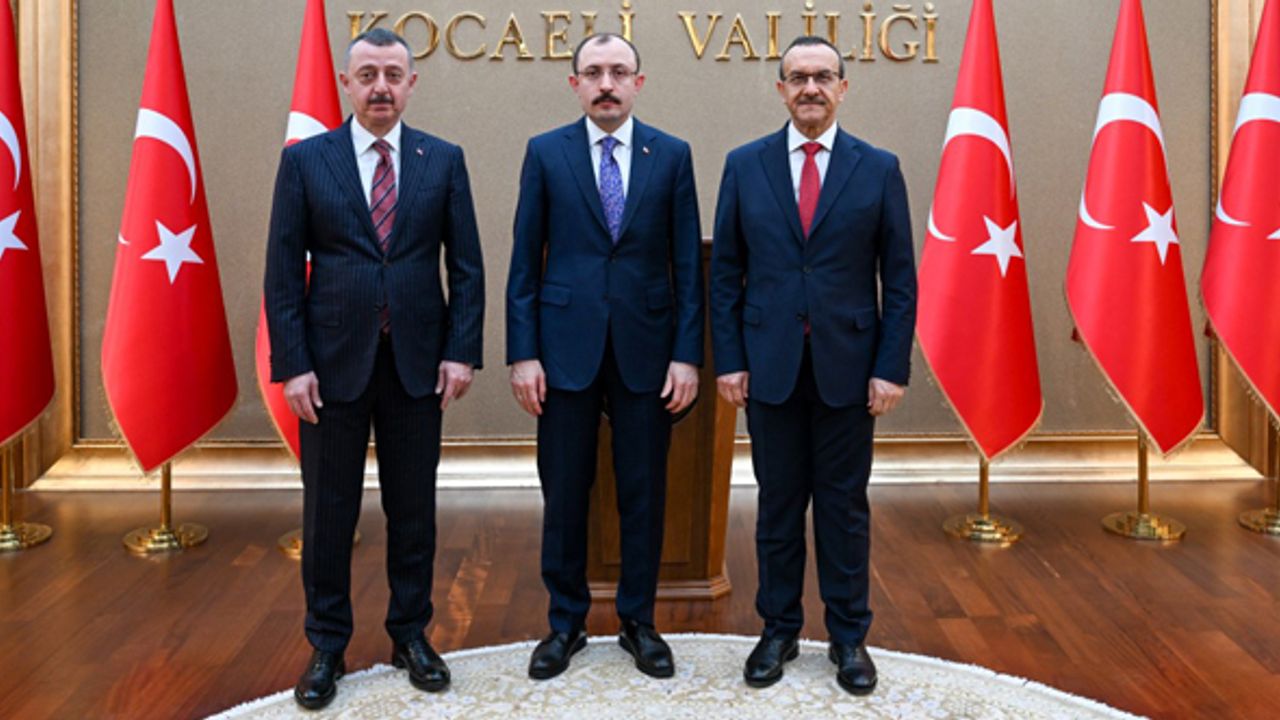 Bakan Muş ve Bakan Nebati, Kocaeli’deydi