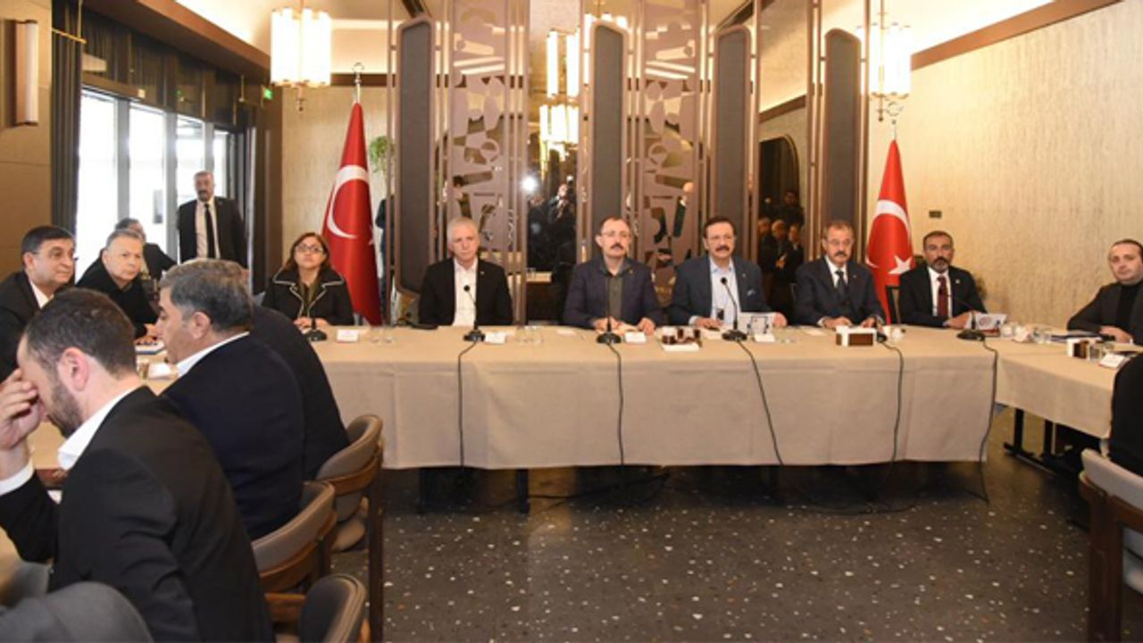 GSO Başkanı Ünverdi, iş dünyasının taleplerini Bakan Muş’a sundu