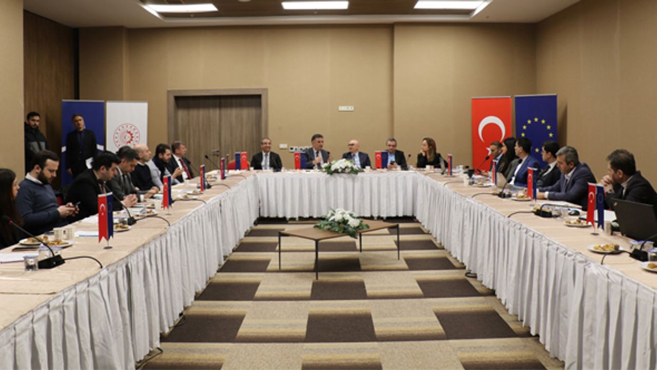 SMARTNET Komite Toplantısı GTÜ’de yapıldı