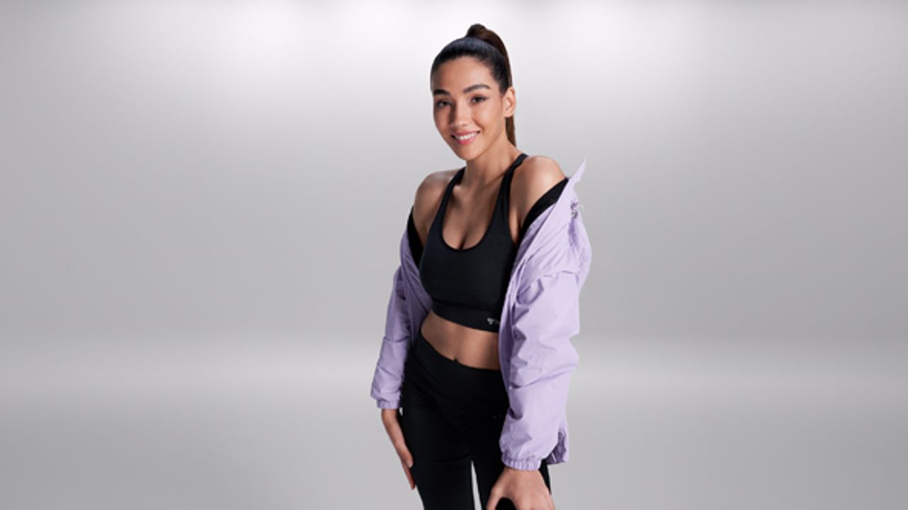 hummel, 2023 LifeStyle Koleksiyonunu Aybüke Pusat’la tanıttı