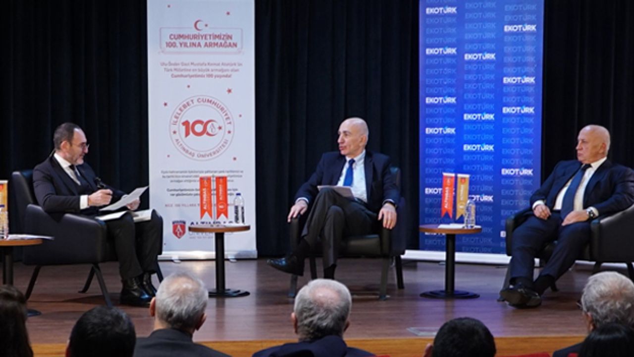 Türkiye, depremin ağır faturası ile seçime gidiyor; “Yeni bir para ve iktisat politikasına ihtiyaç var”