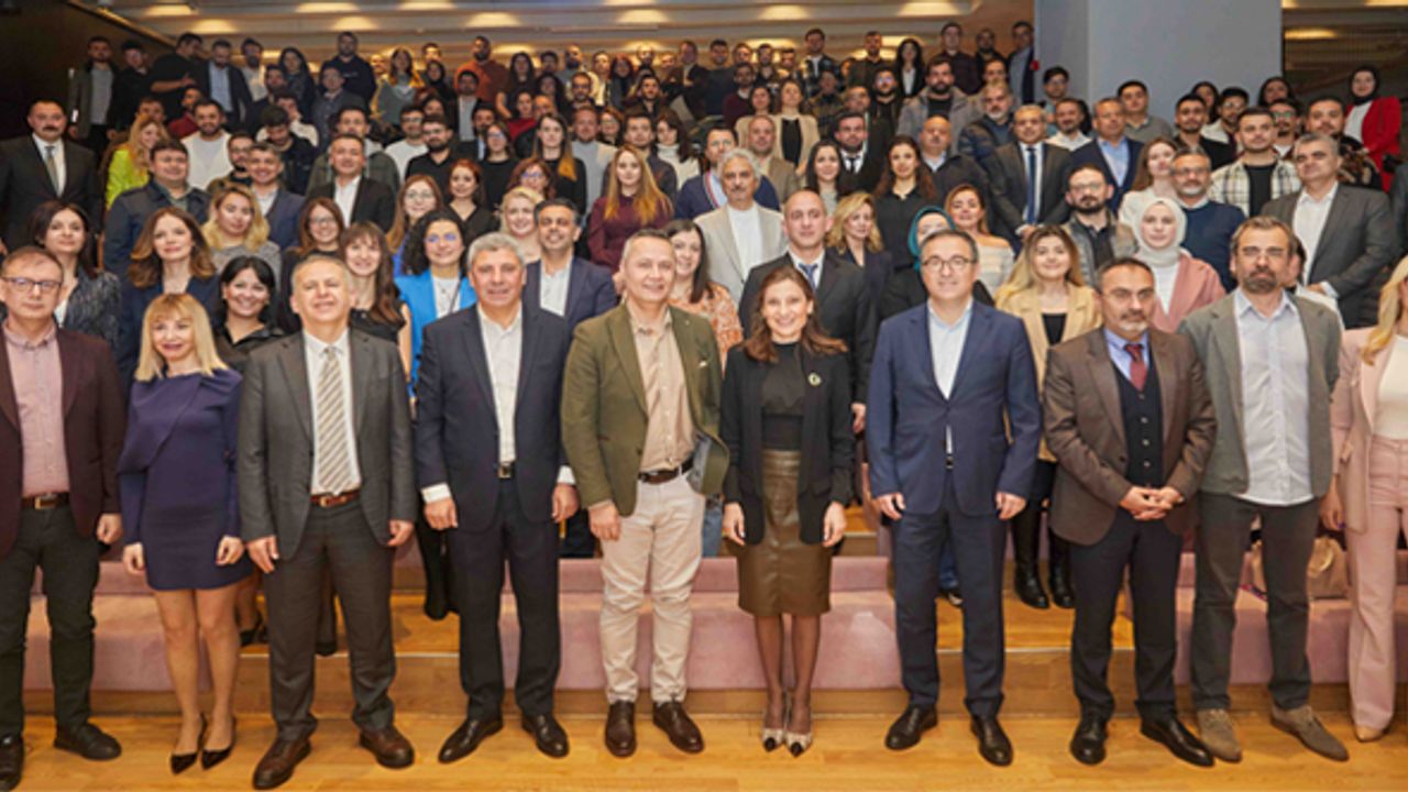 ‘İBB TECH-GELECEK’ ile 55 genç İBB ailesine katıldı