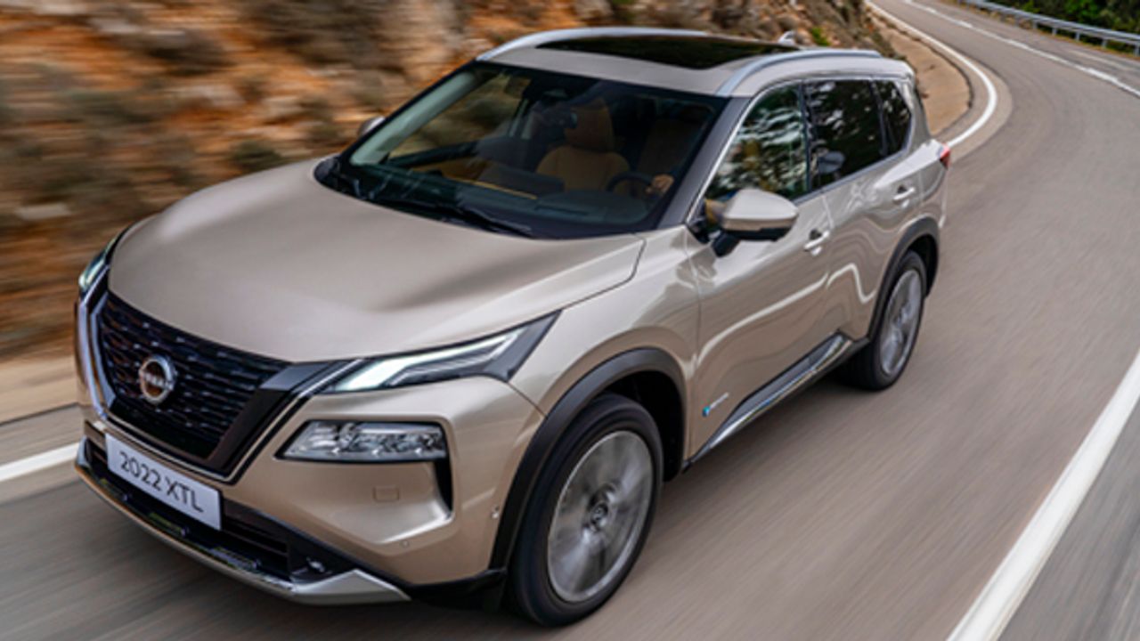 Nissan e-4ORCE teknolojisi yıldırım hızında tepki sunuyor