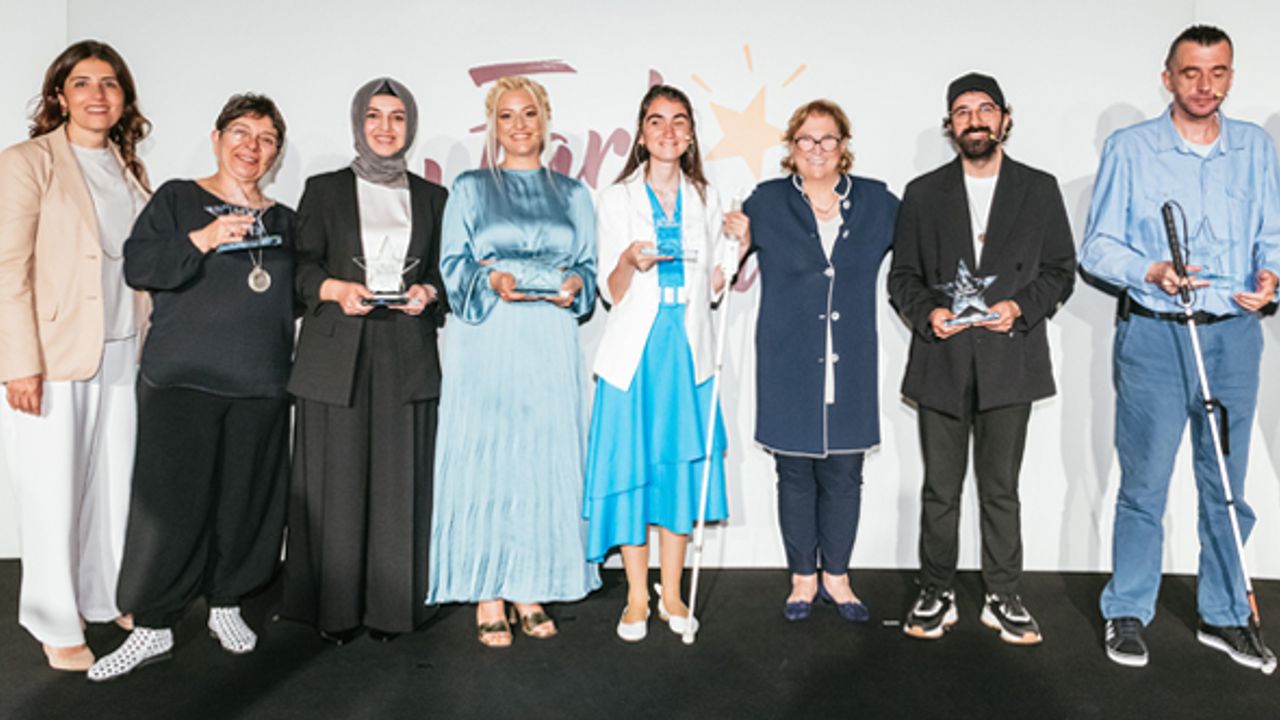“Fark Yaratanlar şikayet etmek yerine cesaretle harekete geçti”