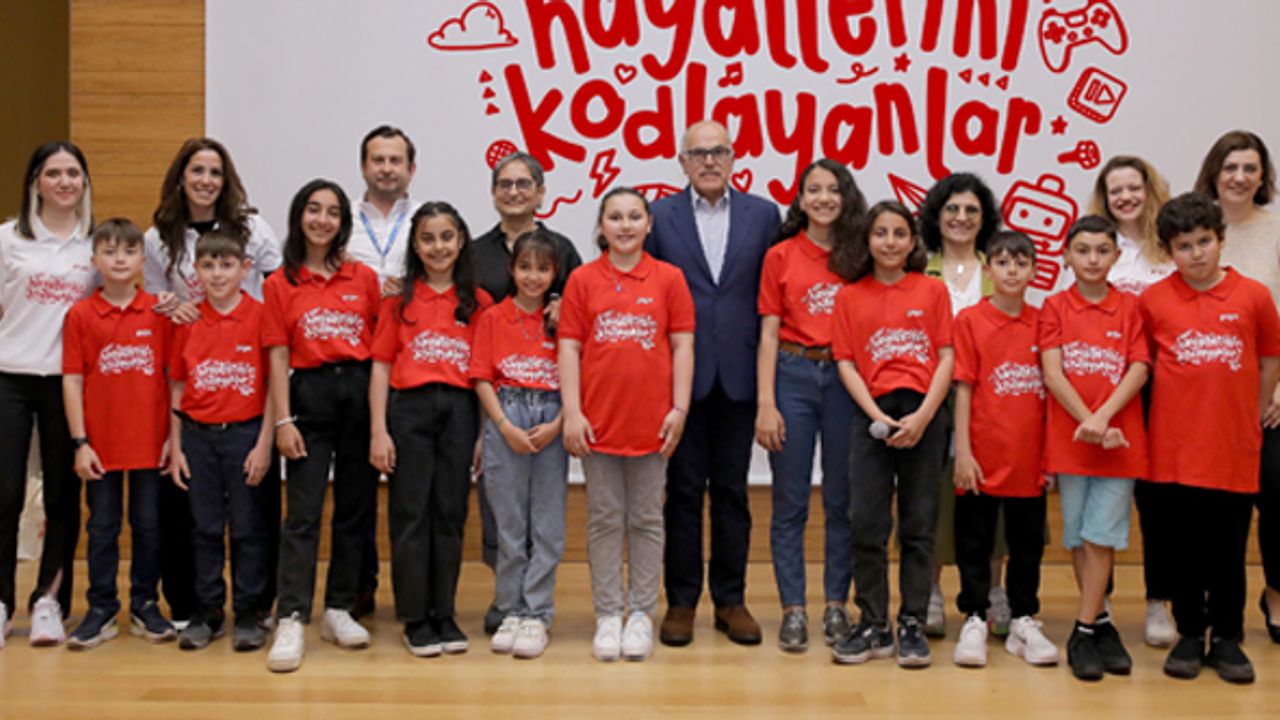 ‘Hayallerini Kodlayanlar Takımı’ geleceğe hazırlanıyor