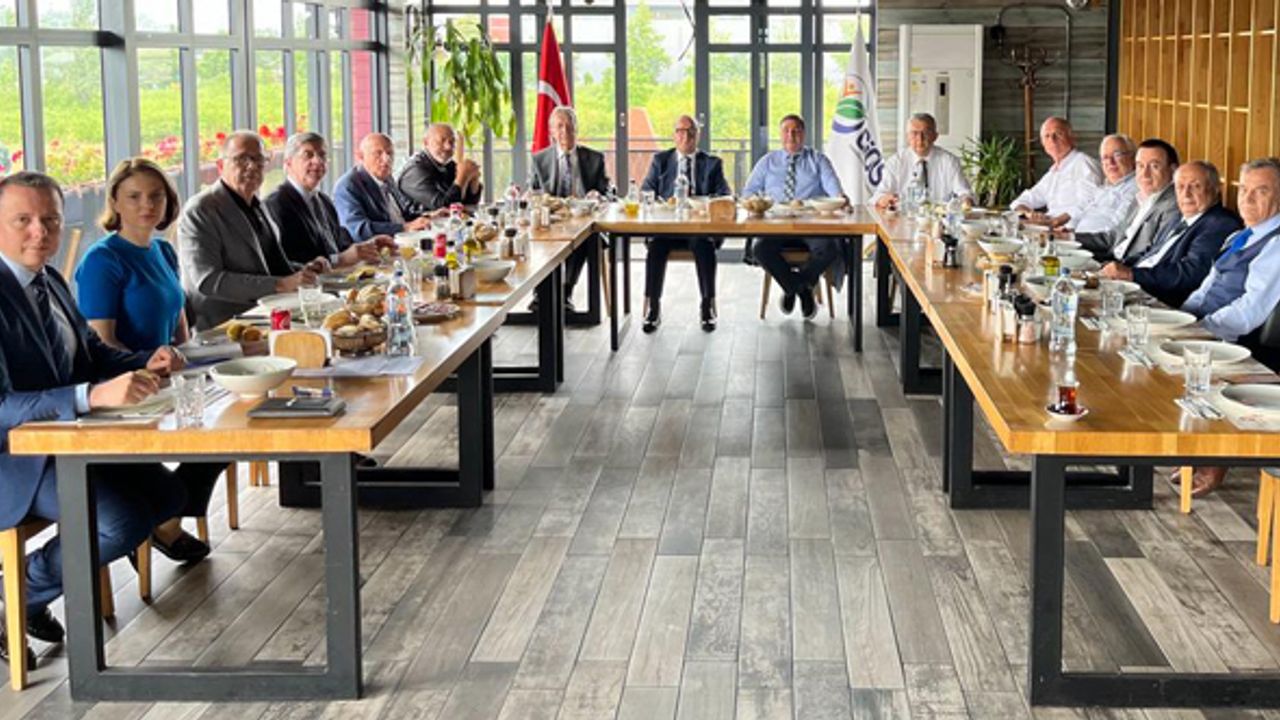KSO evsahipliğinde Kocaeli OSB Başkanları bir araya geldi