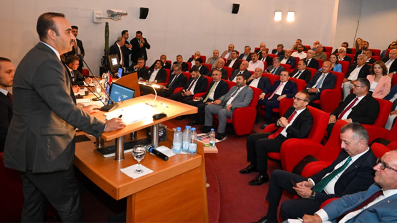 Sanayi ve Teknoloji Bakanı Mehmet Fatih Kacır: Alın teri ve akıl teriyle Kocaeli sanayide öncü şehir