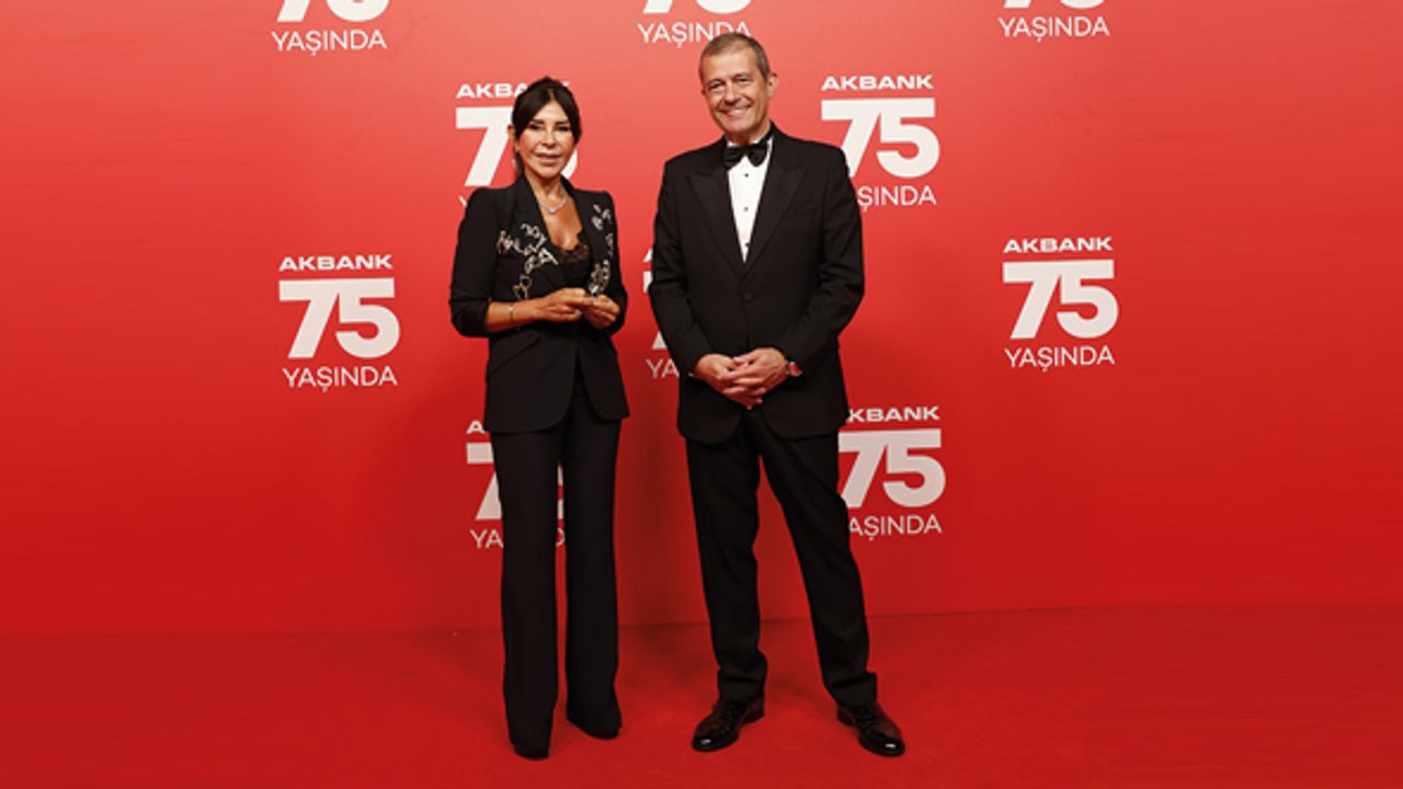 Akbank 75. yılını bir galayla kutladı