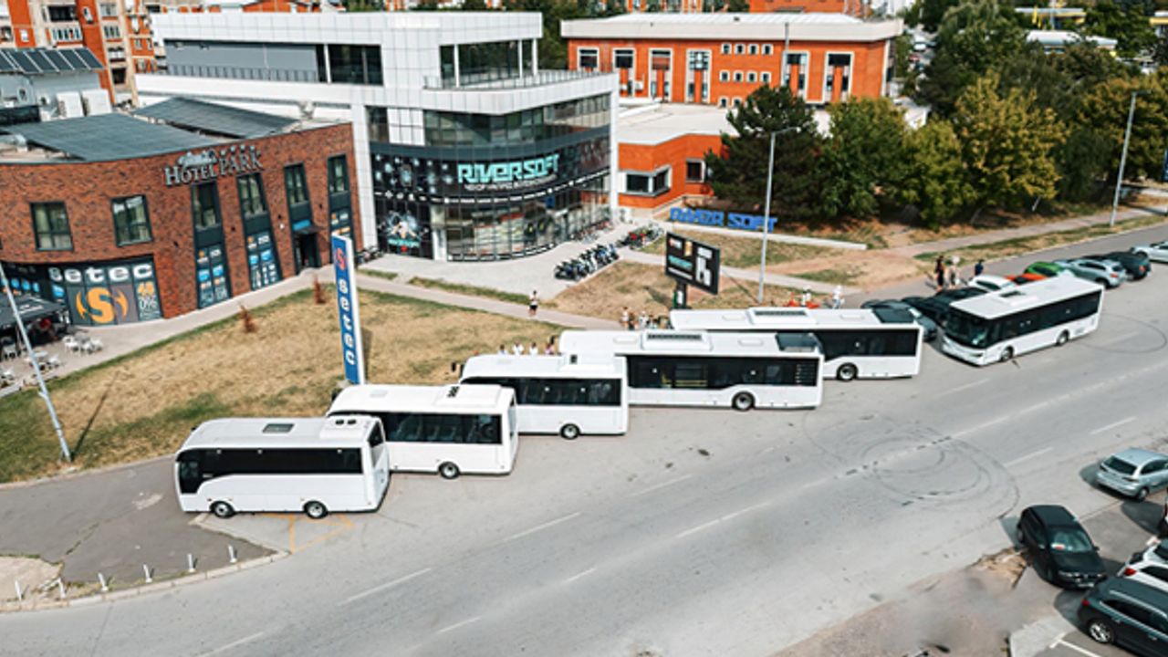 Kuzey Makendonya’ya yeni araç sevkiyatı
