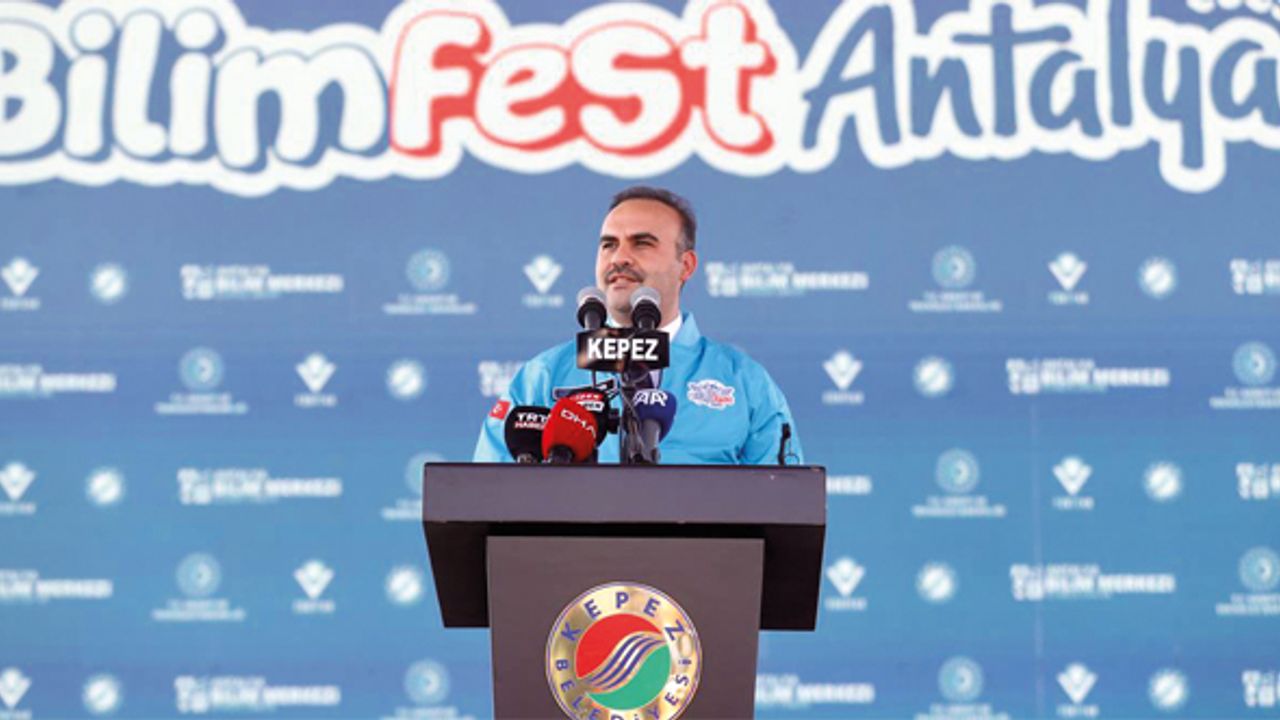 Bilim ve teknoloji rüzgarı Antalya’da