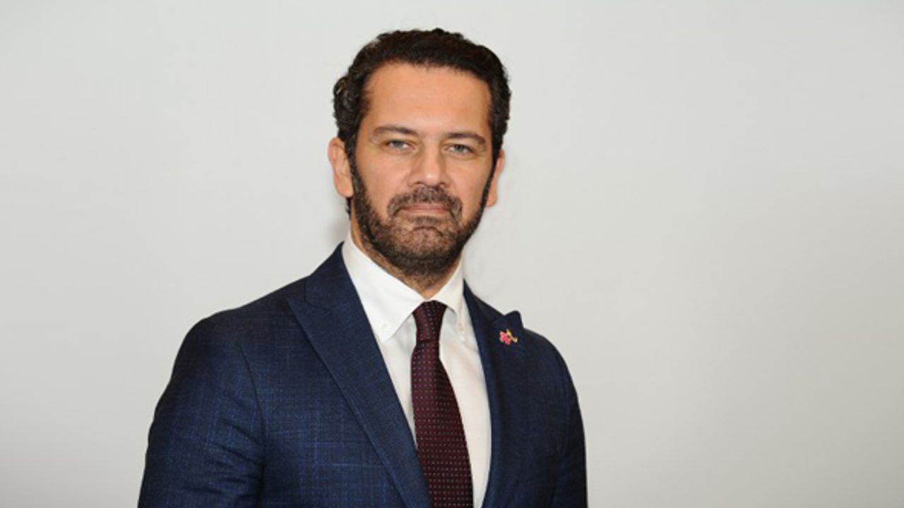 Gelirler 1.6 milyar dolara yükseldi