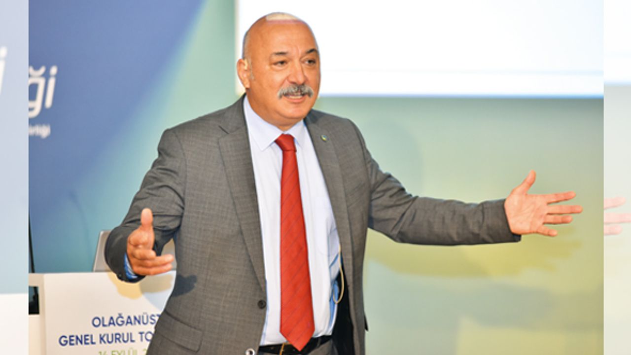 TSB’nin yeni başkanı Uğur Gülen oldu
