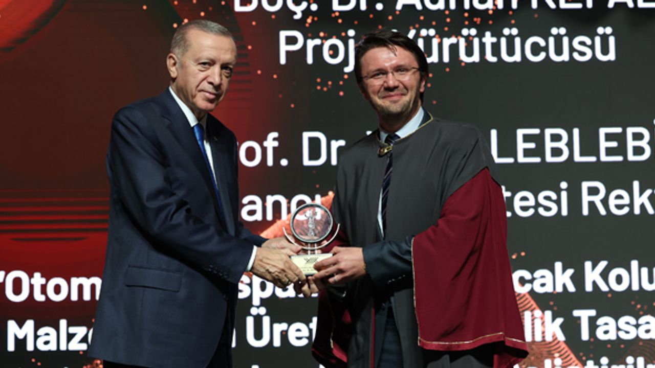 YÖK’ten 2023 Üstün Başarı ödülü