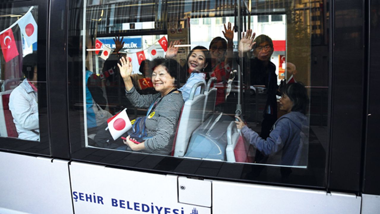Galataport-Beyazıt Turistik Tramvayı sefere başladı