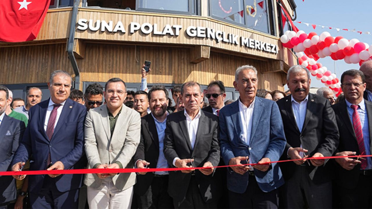 Hatay’da Suna Polat Gençlik Merkezi açıldı