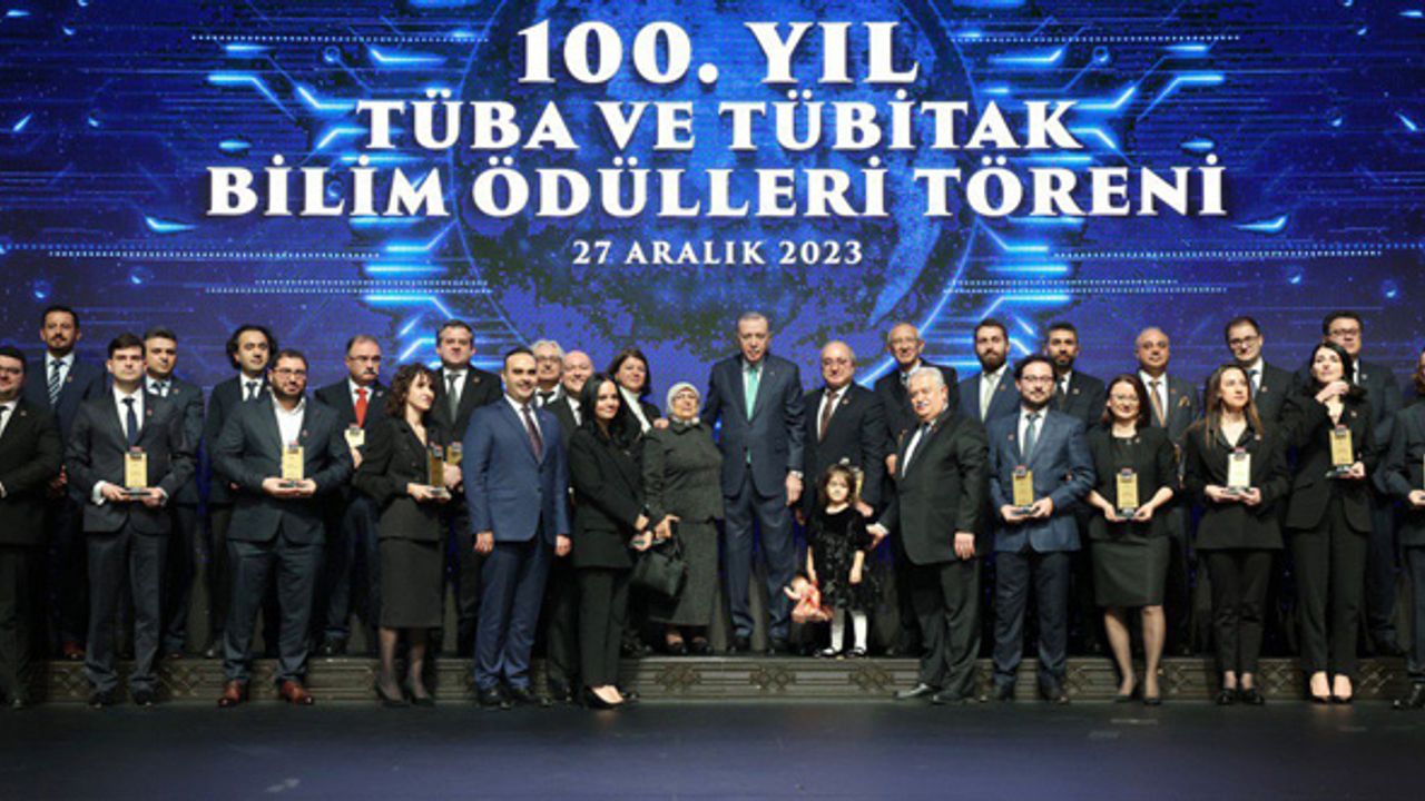 100. Yıl TÜBA ve TÜBİTAK Bilim Ödülleri verildi