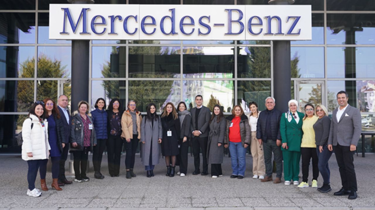 Kadın kaptanlar Mercedes-Benz Türk’te