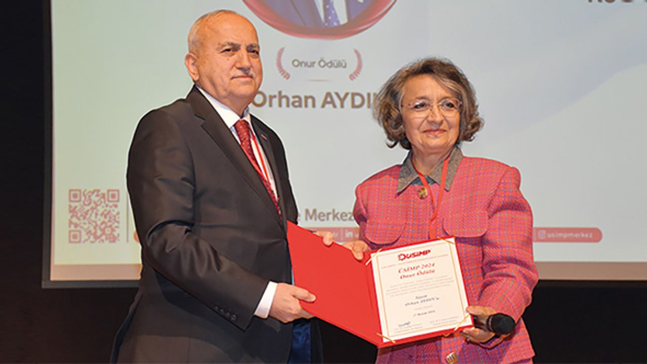OSTİM Yönetim Kurulu Başkanı Orhan Aydın’a Onur Ödülü