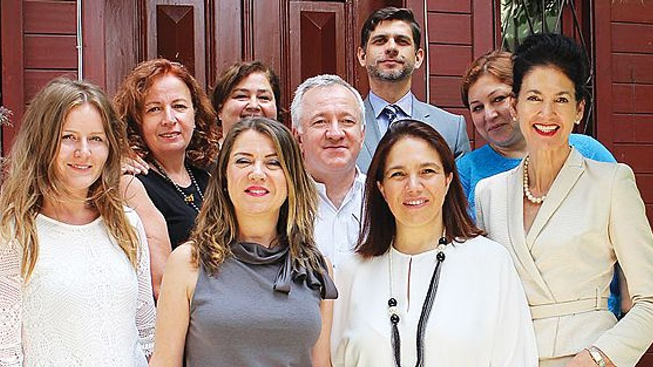 Güçlü yönlerini geliştirebilen liderler fark yaratıyor