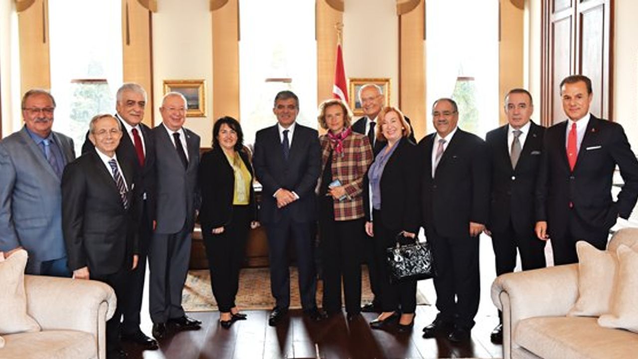 Marmara Grubu Vakfı’ndan Abdullah Gül’e teşekkür ziyareti