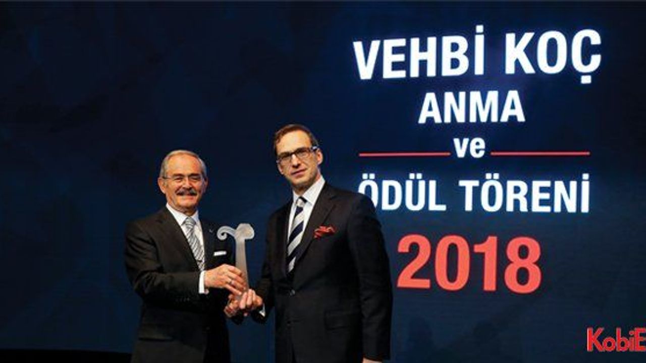 Prof. Dr. Yılmaz Büyükerşen, 17. Vehbi Koç Ödülü’nün sahibi oldu
