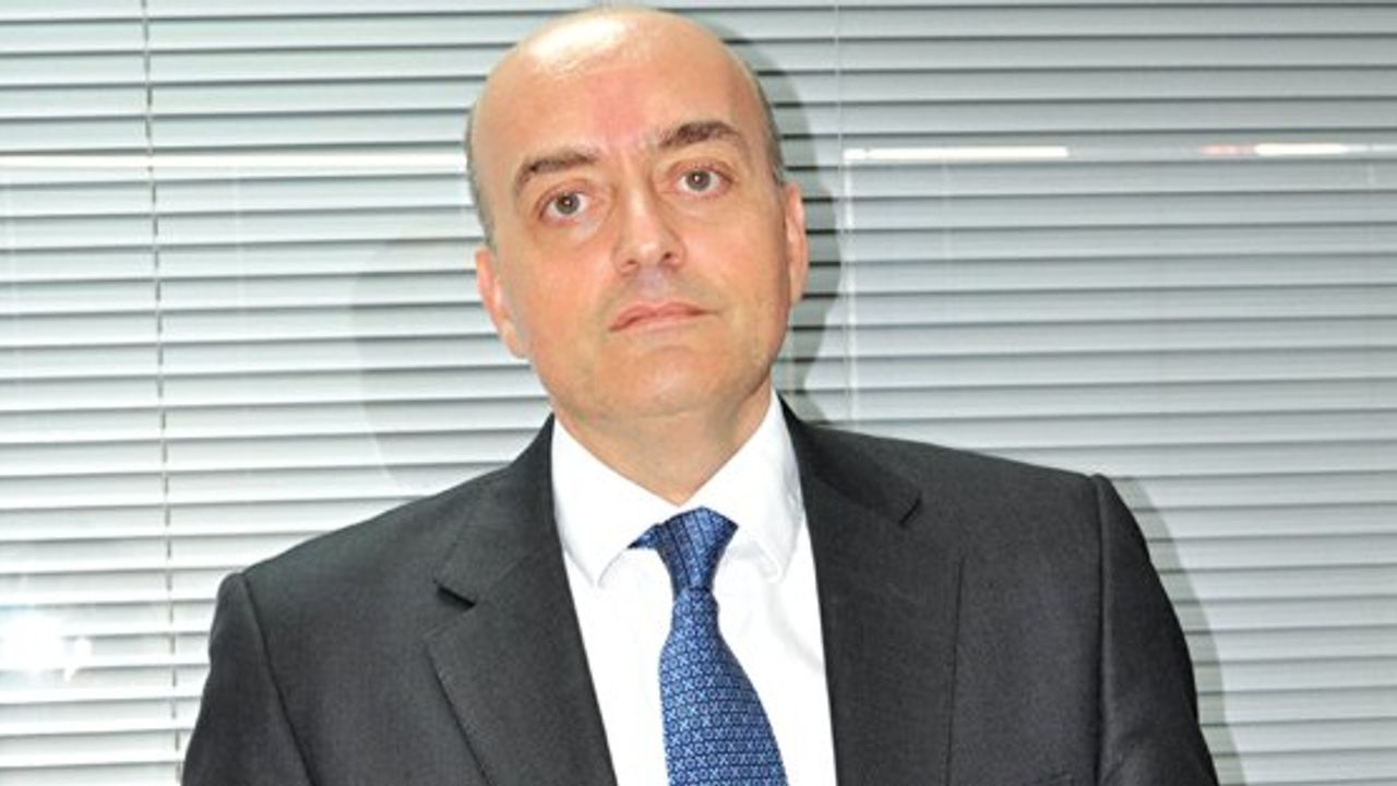 Prof.Dr. Burak Saltoğlu: Politik risk reformları zorluyor