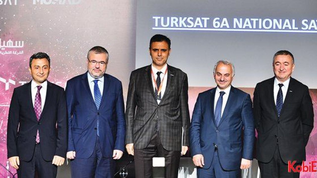 Türksat 5A ve 5B uyduları için imzalar atıldı