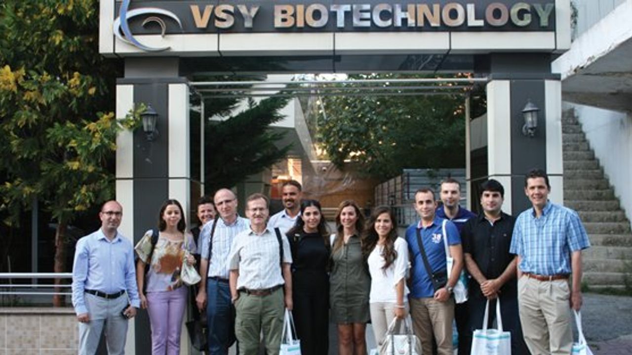 VSY Biotechnology Ataşehir Fabrikası kapılarını göz doktorlarına açtı