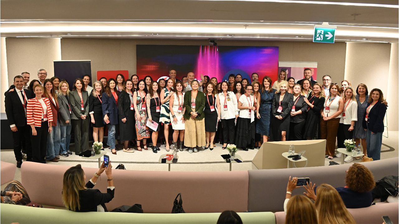 YenidenBiz Derneği 10 yılda 500 bin kadına ulaştı