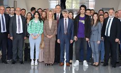 ‘Cumhuriyetimizin 100. Yılında, 100 Mentee-100 Mentor Projesi’