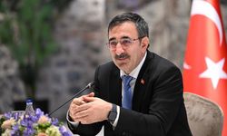 Cumhurbaşkanı Yardımcısı Cevdet Yılmaz, iş dünyasına OVP hedeflerini anlattı: “Finansal istikrarı pekiştirmeyi ve istikrarlı büyümeyi hedefliyoruz”
