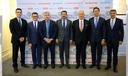 Van’daki KOBİ’lere nitelikli dijital dönüşüm anlatıldı: “Verimliliğin anahtarı dijitalleşen KOBİ’lerde”