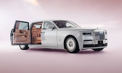 Anın Güzelliği: Rolls-Royce Phantom “Cherry Blossom”