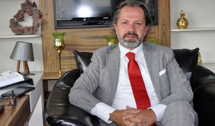 Altın ve Para Piyasaları Uzmanı İslam Memiş, “Tüm Dünya belirsizliğe sürükleniyor, elinizdekine sahip çıkın”