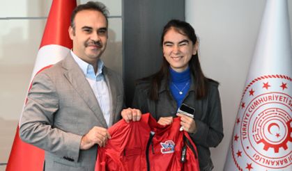 Engelleri From Your Eyes ile aştı