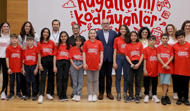 ‘Hayallerini Kodlayanlar Takımı’ geleceğe hazırlanıyor