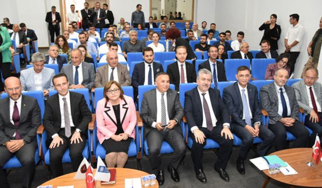“Yeşil dönüşüm, Ar-Ge, Ür-Ge, gençlere, insan kaynağına yatırım yapın”