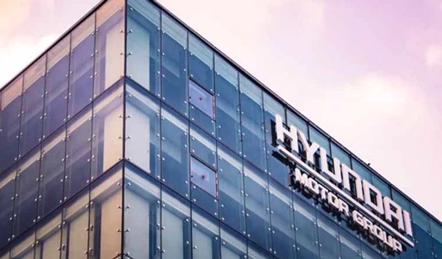 İlk akıllı kentsel mobilite merkezini açtı