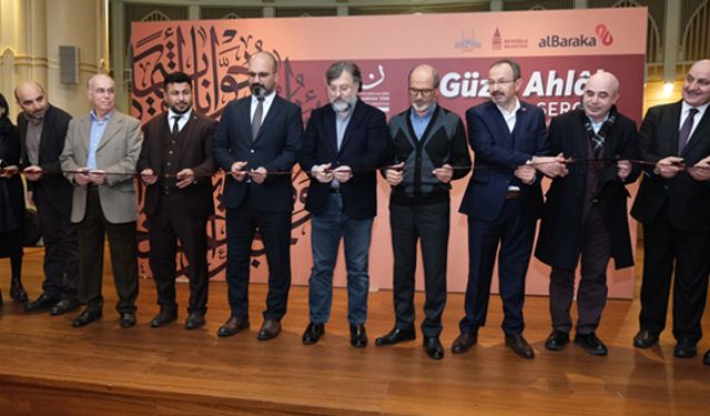 Albaraka Türk ‘Güzel Ahlak’ hat sergisi açıldı
