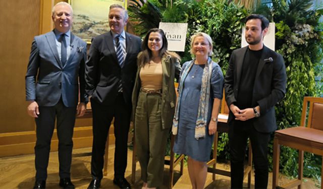 Divan karbon nötr konaklama deneyimini başlatıyor